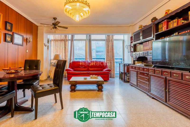 Foto c422da24-832f-4cfb-b209-16e9325c89e2. Flat in carrer dels sants just i pastor 94 in Aiora Valencia