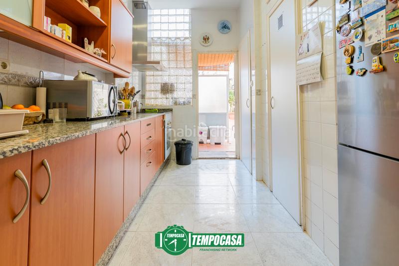 Foto c883976f-5a46-49a5-8fe4-7c3a0a0ea46a. Piso en carrer mestre palau nº44 en El Pilar Valencia