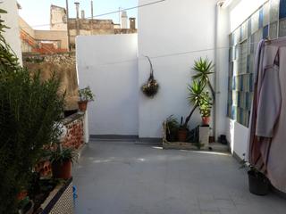 Casa  Calle badaluc. Edificio con casa señorial en el centro de felanitx, local comer