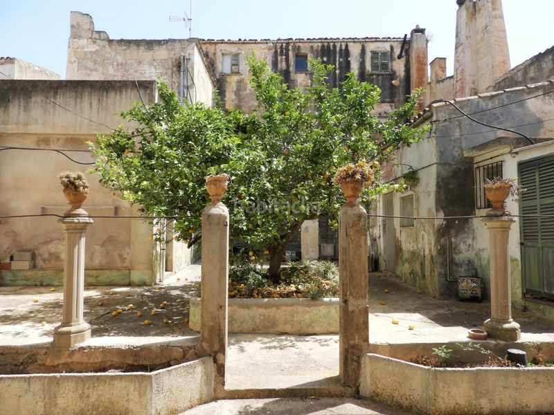 Foto 032017ae-ce80-4ae8-a936-2c46bdbecaa9. Casa amb aparcament a Felanitx poble Felanitx