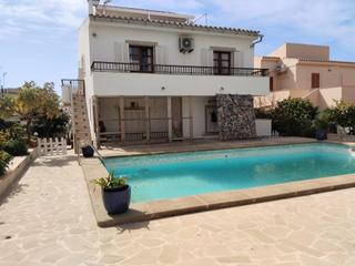 Casa  Calle pedro de mendoza. Chalet independiente con piscina en portocolom