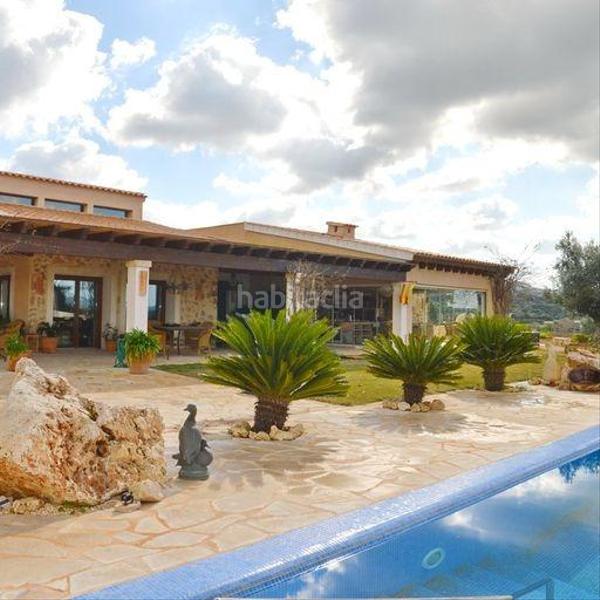 Foto 3f712092-ea33-4f3c-97de-d13dba1f2494. Chalet mit parking pool in Felanitx poble Felanitx