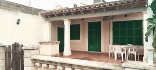 House in Portocolom. Casa con garaje y techo libre en portocolom