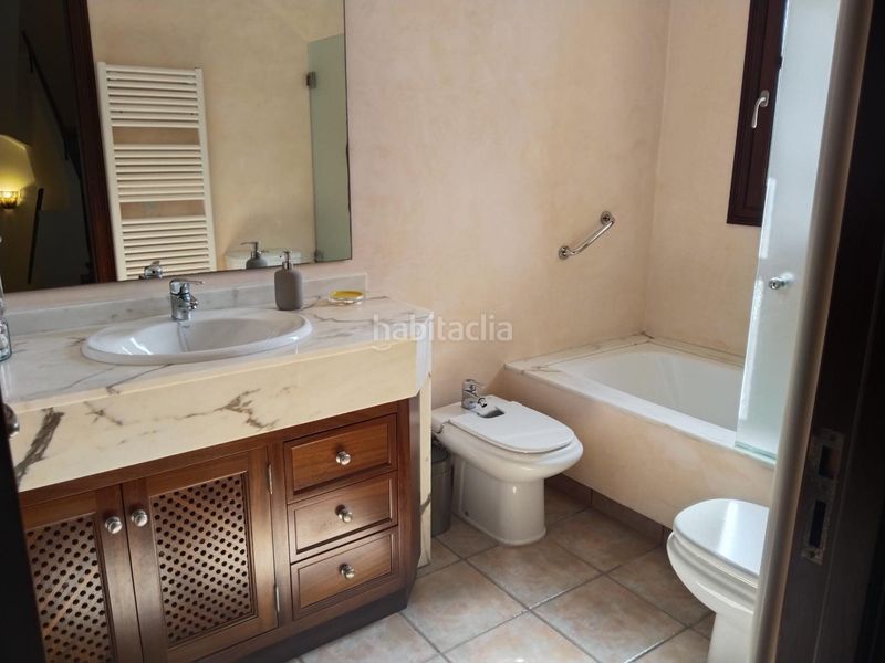 Foto eaf78acd-0e65-4a47-86c9-da46a164eca2. Rent semi detached house with heating parking pool in Felanitx