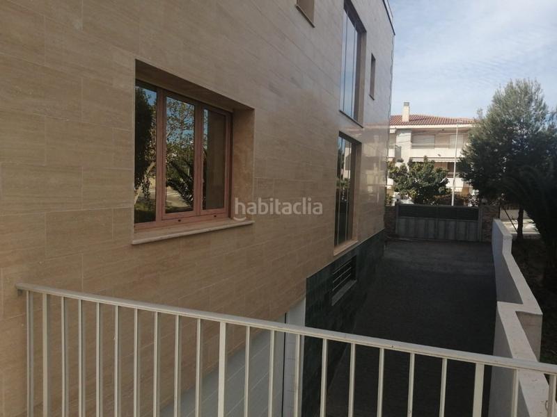 Foto 125b30d6-dd48-4ab3-9cc0-7373af26a18f. Chalet espectacular chalet a 200 metros del mar...! en Cambrils