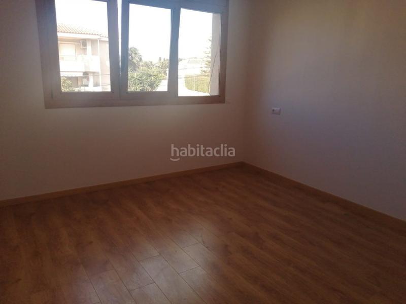 Foto 8d6c802d-f28d-4a03-957b-2b8b95ef9825. Chalet espectacular chalet a 200 metros del mar...! en Cambrils