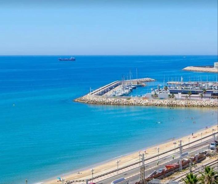 Foto 97f7e196-981e-4081-a67c-08abd46aff2f. Attique avec piscine dans La Pineda Vila-seca