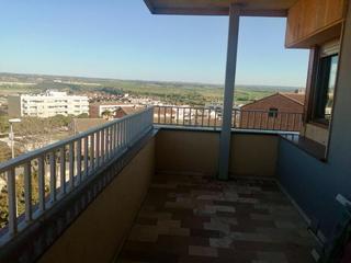 Pis a Tàrrega. Céntrico piso  sur  terraza y cerca de mercadona