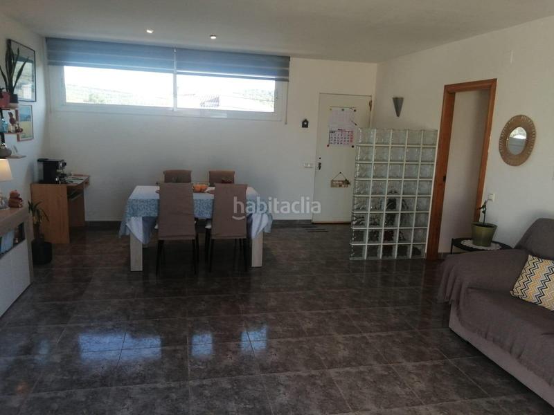 Foto 05f446c6-a2cf-4798-a8d2-2eb3da935a67. Chalet mit parking in Vespella de Gaià