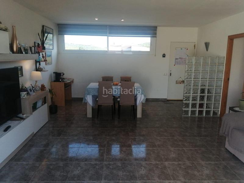 Foto b7c0e63e-7986-4511-85cd-2f3f9d31270c. Chalet mit parking in Vespella de Gaià