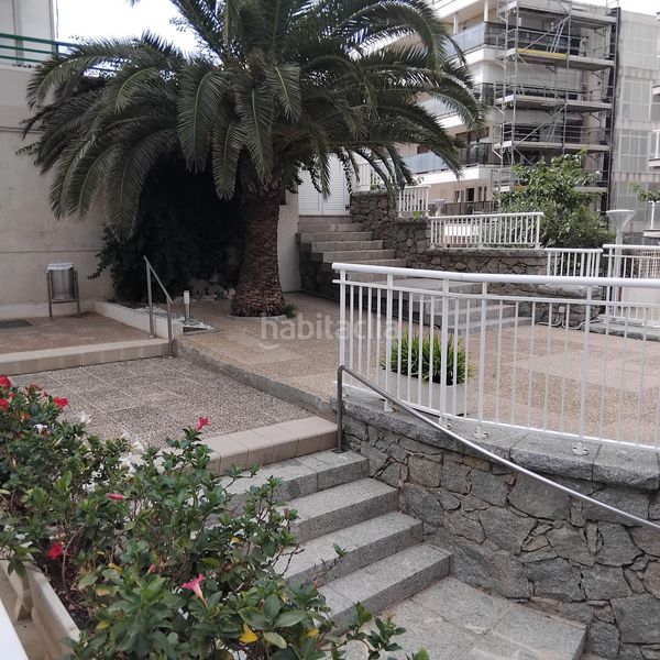 Foto 6ff0c373-5559-45ce-a544-06798bc5916b. Apartament amb piscina a Mar i Camp - Platja dels Capellans Salou