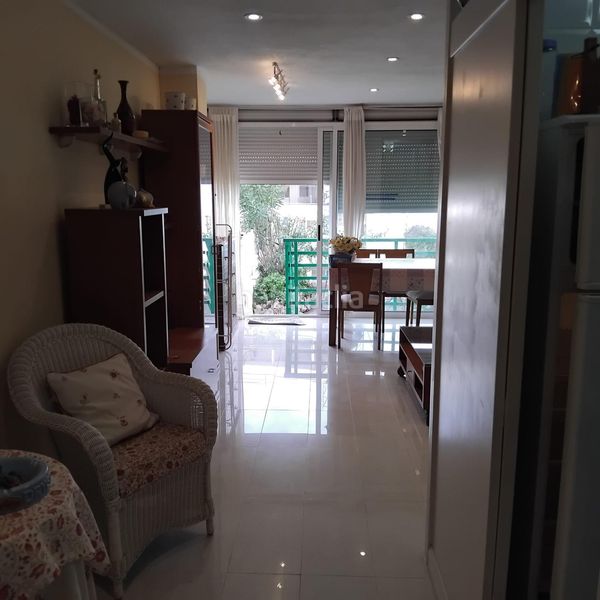 Foto ce092a19-bf1d-4044-ae9f-99b8f2e04c10. Apartament amb piscina a Mar i Camp - Platja dels Capellans Salou