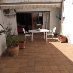Haus in Tàrrega. Casa con dos pisos y gran garaje almacén muy cerca del ayuntamie