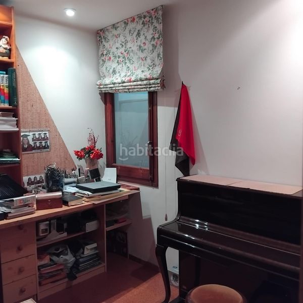 Foto c260e6f5-8b70-4554-9789-e34da0f38f33. Casa amb calefacció aparcament a Tàrrega