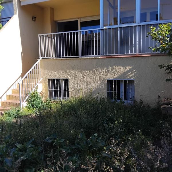 Foto 71f6ba0b-46a6-4be6-a61e-21a943ef75f9. Casa adossada amb calefacció aparcament a Agramunt