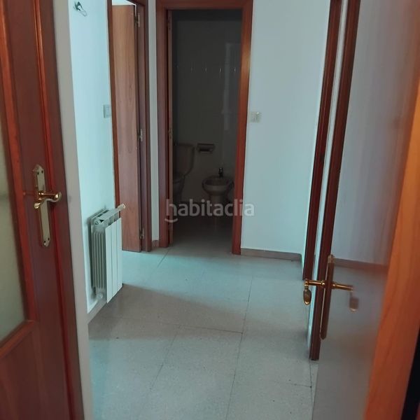 Foto e845a26c-e988-409e-9ad6-a06f120a0bd2. Casa adossada amb calefacció aparcament a Agramunt