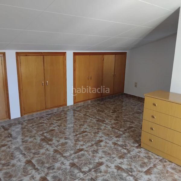 Foto ecff940c-d7db-41f9-94e0-fae04647f4d8. Casa adossada amb calefacció aparcament a Agramunt