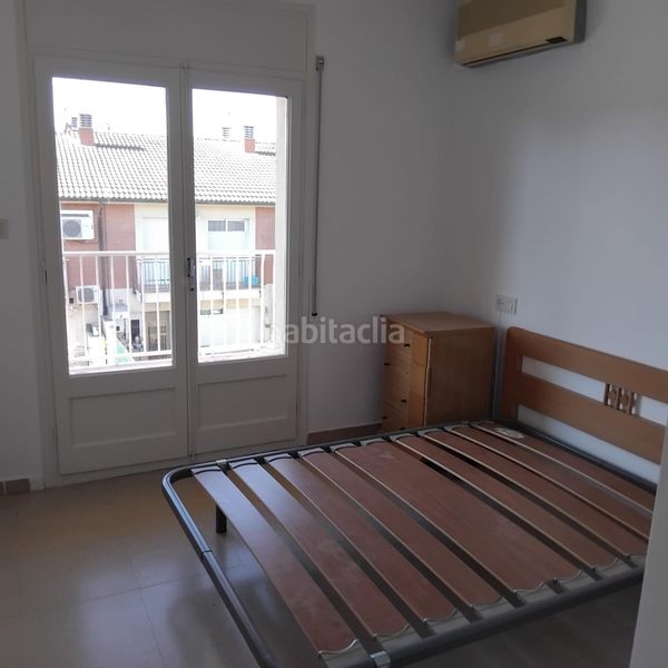 Foto fc2967d5-7546-49ce-af31-47bde66a25a6. Casa adossada amb calefacció aparcament a Agramunt