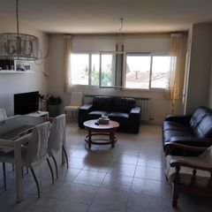 Flat in Ivars d´Urgell. Precioso piso 116mt  local de 65 mts, orientado al sur