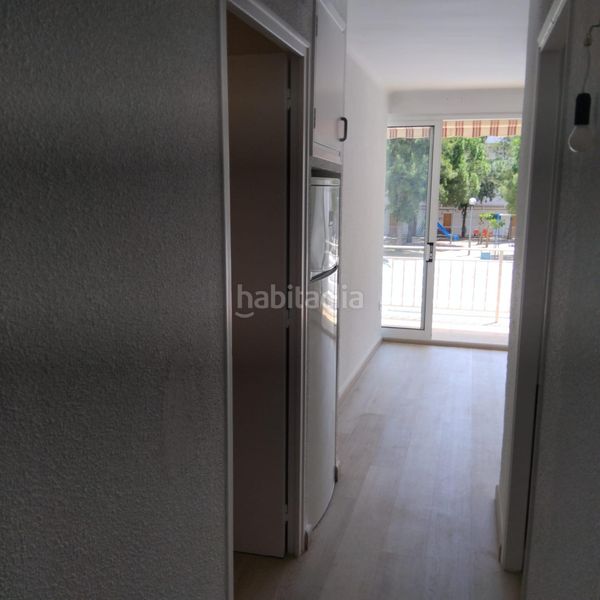 Foto 7f11d111-b300-4149-b9d8-7fcd3843a1c7. Pis amb piscina a Mar i Camp - Platja dels Capellans Salou
