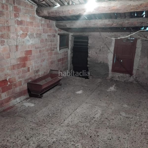 Foto 1299a23d-007a-4a82-ba54-902630c3c750. Casa amb aparcament a Anglesola