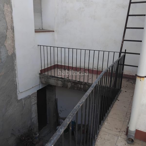 Foto 5713a040-c698-438a-9a98-254ffe48ef08. Casa amb aparcament a Anglesola