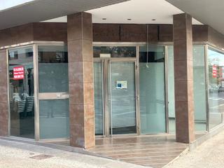 Lloguer Local Comercial a Avenida de aragón 64