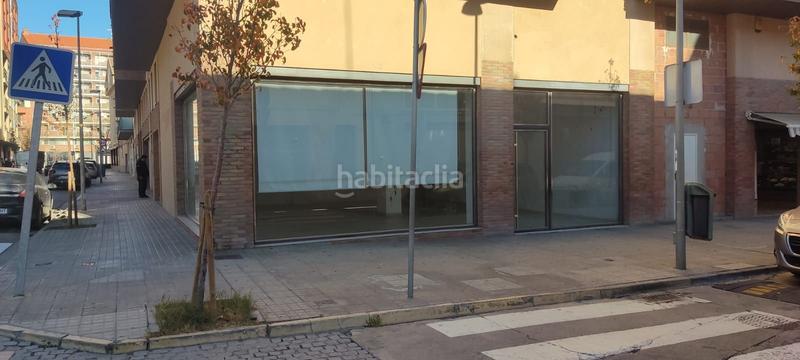 Foto 129822fa-a27d-4281-ac43-f279fca8596f. Location local commercial dans Fraga