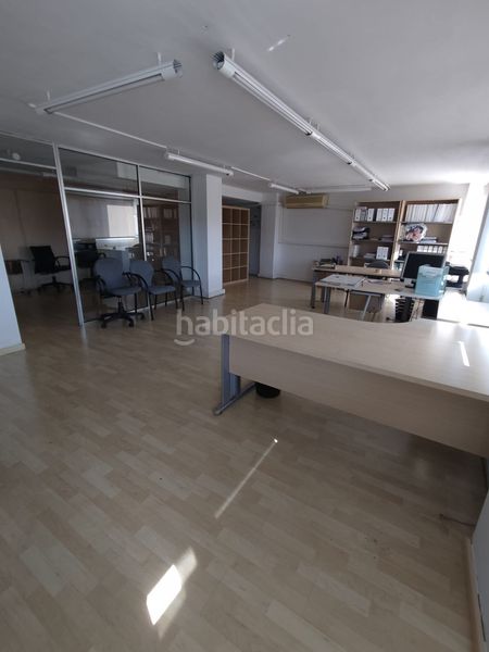 Foto daebc010-4864-4853-be6c-2d1bf5c083bf. Oficina a Fraga