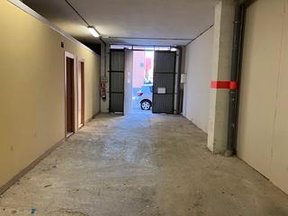 Rent Business premise  Calle de huesca. Local alquiler calle huesca