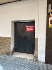 Lloguer Local Comercial  Calle josé salarrullana. Local alquiler en zona centro
