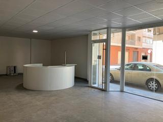 Location Local commercial  Calle de barbastro. Local acondicionado alquiler