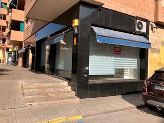 Rent Business premise  Calle de caracas. Local perfectamente acondicionado