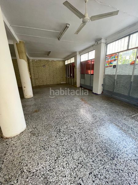 Foto 05f9aa53-e814-44fd-9fc8-e840d18d6aa2. Location local commercial dans Fraga