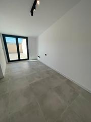 Dplex  Calle san jos de calasanz. Espectacular tico dplex en zaidin