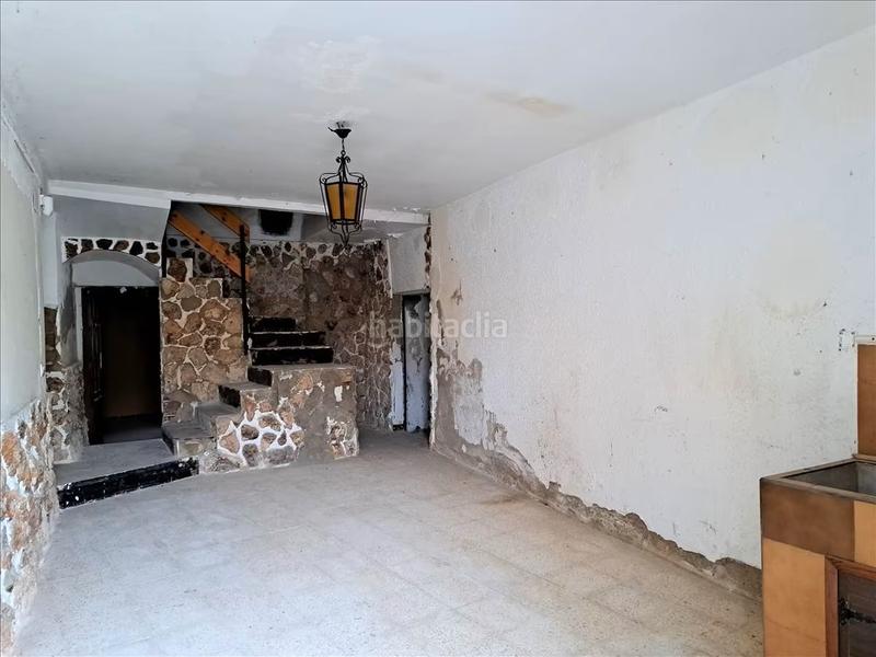 Foto 08bc2089-3264-4d21-9148-714aebcc805e. Casa adossada a Alcalá del Obispo