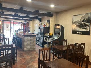 Lloguer Local Comercial  N-2. Se alquila bar en avenida principal