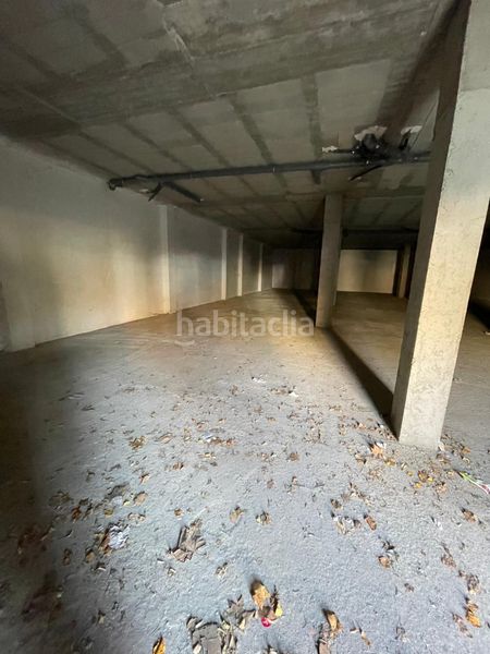 Foto 3a46917f-fa19-448c-8e9a-7b837f452ff1. Location local commercial dans Fraga