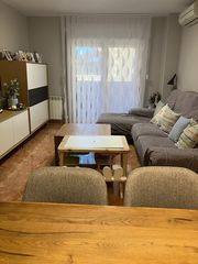 Pis  Calle de teruel. Vivienda semi nueva en excelentes condiciones