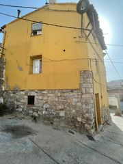 Casa en Plaza de san roque 8. Casa de segunda mano