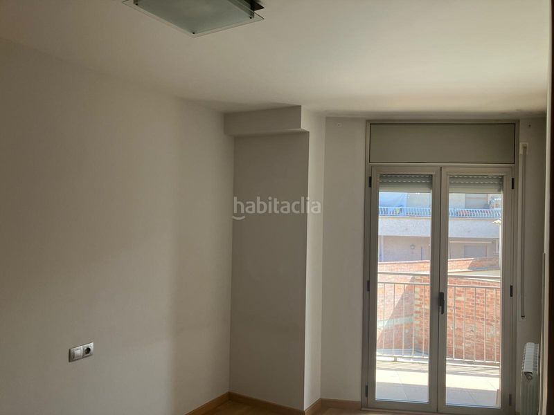 Foto bef98fe4-3933-4740-aa43-a2b3be6aee2b. Piso ático duplex en alcarrás en Alcarràs