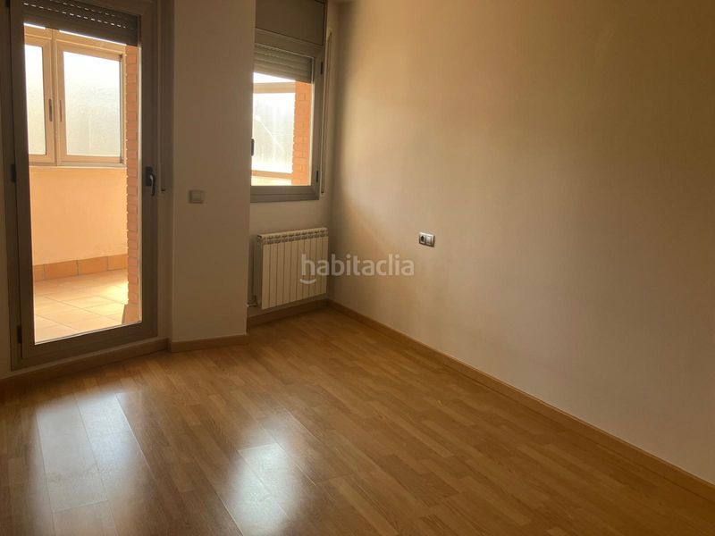 Foto f5670343-e684-452a-9967-111bf99e2272. Piso ático duplex en alcarrás en Alcarràs