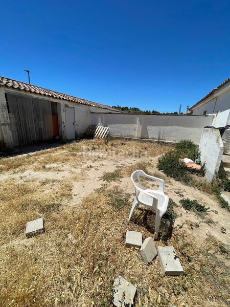 Foto e04993e9-335a-414c-939e-f00f0950aff4. Casa a Fayón