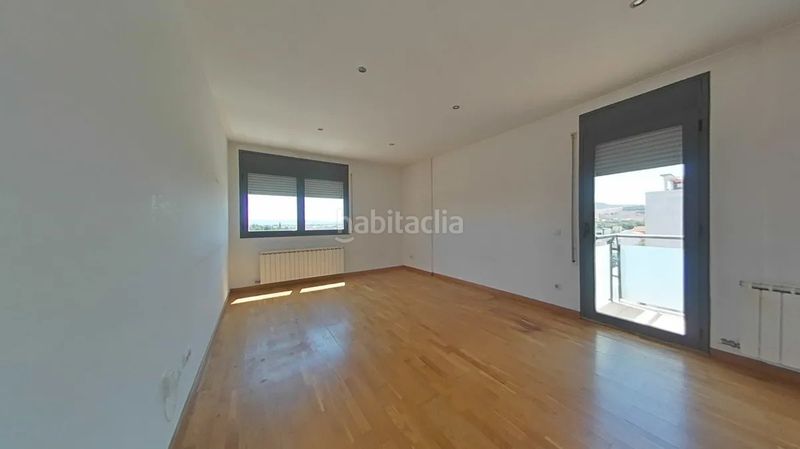 Foto ef3f31c6-1cdb-4378-bcd3-3b296abbb6e4. Duplex con riscaldamento in Fraga