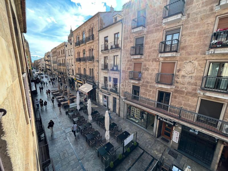 Foto f87a6b71-3ed7-4e4d-953e-1b8a06801261. Duplex con riscaldamento in Centro Salamanca