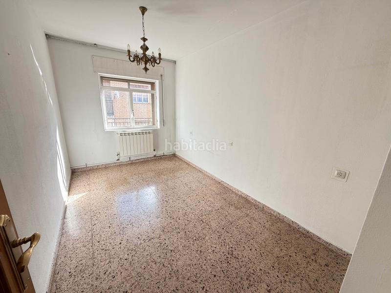 Foto e4fb7c15-1427-4f0e-96a9-bfb4f774ad7f. Piso en calle esperanza 3 en Vidal Salamanca