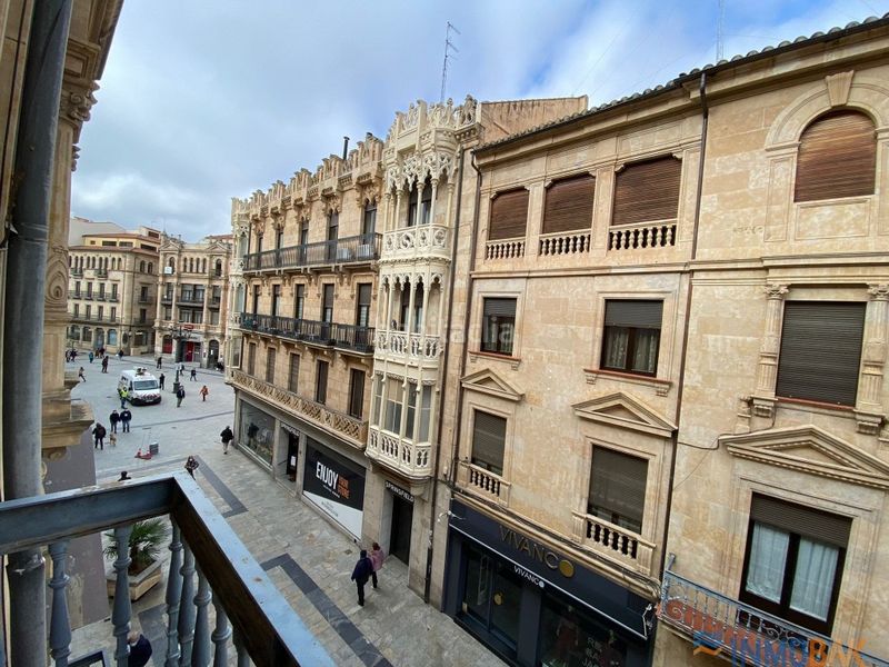 Foto f4d193bd-f42f-4f19-9295-8dbaaa583577. Piso en Centro Salamanca