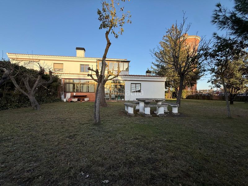 Foto 361d5163-69d1-4070-b9f5-4717141d0eb2. Chalet en calle alondras 33 en Santa Marta de Tormes