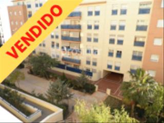 Pis  Calle borodin. Vendido !!!! exclusiva en residencial jardín botánico con garaje