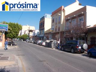 Affitto Locale commerciale  Calle emilio thuillier. Local en emilio thuiller reformado listo para abrir tu negocio!!